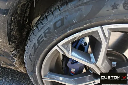 BMW 신형 X6 ( G06 ) 30d 21인치 휠 상처 수리 후 블랙유광 휠도색 / 용인 처인구