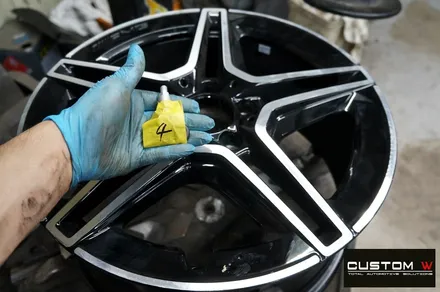 벤츠 CLA250 블랙유광 휠도색 + 애시드 그린 형광 캘리퍼 도색 / 용인 처인구