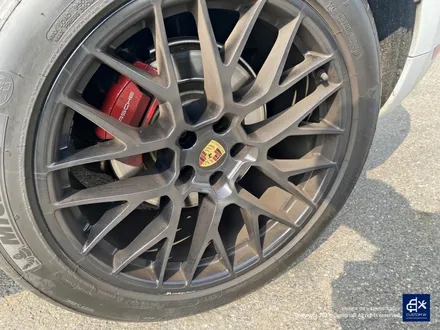 포르쉐 마칸 GTS 휠수리 후 젯블랙 휠도색 / 용인 처인구