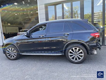 벤츠 GLC350e 리어 범퍼 수리 + 휠수리 후 무광 그레이 휠도색 + 블랙 캘리퍼 도색 / 용인 처인구