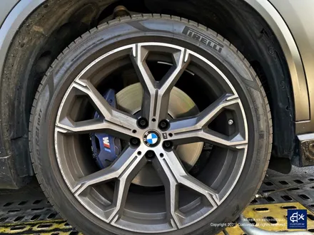 BMW G05 X5 40i 21인치 741M 휠수리 후 블랙유광 휠도색 / 용인 처인구