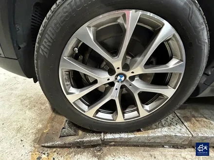 BMW X5 30d 20인치 휠수리 후 블랙유광 휠도색 / 용인 처인구