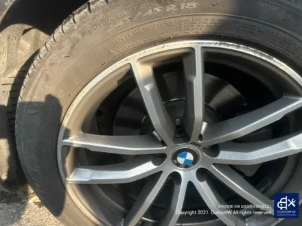 BMW G30 520D 휠 상처 수리 후, 유광 블랙 휠도색 그리고 레드 캘리퍼 도색 작업까지_! / 용인 처인구