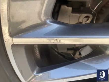 벤츠 C43 AMG 휠 상처 수리 후, 다이아몬드 커팅 가공을 이용한 블랙 폴리시 투톤 휠 커스텀 도색 / 용인 처인구