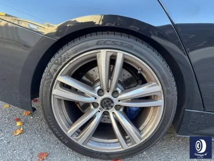 BMW F30 330i 442M 19인치 휠 상처 수리 및 부식 제거 /  약품 박리 ( 페인트 제거) 후, 블랙 + 실버 투톤 휠도색 / 용인 처인구