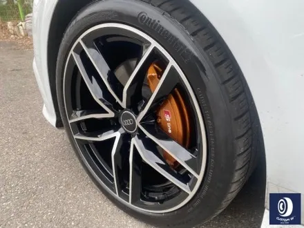 아우디 A7 50TFSI 20인치 다이아몬드 커팅 가공을 이용한 블랙 폴리시 커스텀 투톤 휠도색 + 심각한 부식 제거 후, 카본 세라믹 골드(오렌지 골드) 캘리퍼 도색 작업까지_! / 용인 처인구