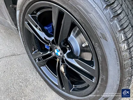 이런 상태의 캘리퍼도 살려냅니다! BMW F15 X5 30d 휠수리 후 블랙유광 휠도색 + 블루 캘리퍼 도색 및 허브 방청 / 용인 처인구