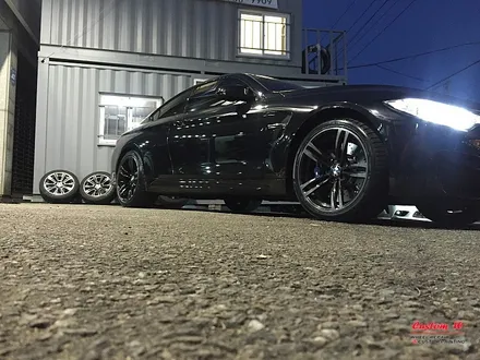 잘못된 휠수리로 엉망인 휠 다이아몬드컷팅 휠수리로 휠복원- 최강한파에도 찾아온 BMW M4 / 용인 처인구