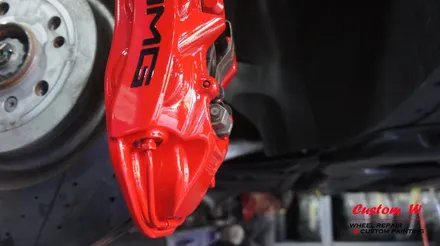벤츠 AMG 라면 스포티한 블랙 휠과 레드 캘리퍼 조합을! 벤츠 GLE 63 AMG 블랙유광 휠도색, 레드 캘리퍼도색 작업기. / 용인 처인구