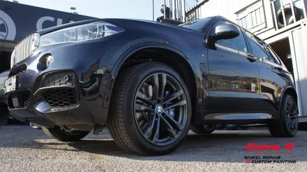 BMW X5 신차 고객분의 요청에 맞춘 휠도색과 M퍼포먼스브레이크 컬러로 캘리퍼도색. / 용인 처인구
