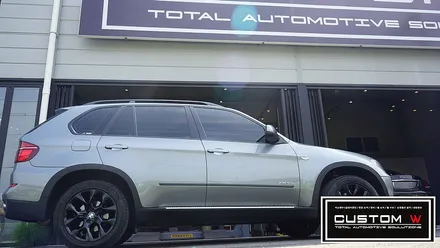 BMW X5 휠 상처수리 후 블랙유광 휠도색. / 용인 처인구