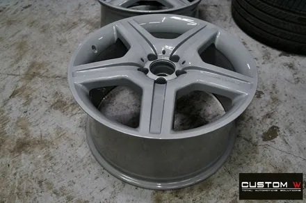 벤츠 W221 S500 기존 잘못된 휠수리 도색 이력 약품 박리 후 하이퍼 실버 휠도색 / 용인 처인구
