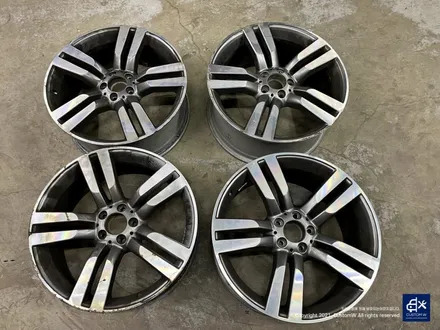 벤츠 GLK220 휠수리 후 블랙유광 휠도색 + 부식 제거 후 레드 캘리퍼 도색 / 용인 처인구