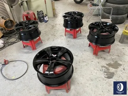 벤츠 W213 E300 18인치 휠 상처 수리 후, 다이아몬드 커팅 가공을 이용한 블랙 폴리시 휠 만들기_! / 용인 처인구