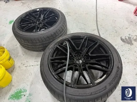 유니크한 차량_!! / BMW G99 M5 투어링 제트 블랙 / 하이그로시 블랙 (검정 유광) 휠 도색 / 용인 처인구