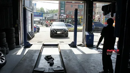 올바른 다이아몬드컷팅 휠수리로 BMW X4의 휠을 복원 하였습니다. by 커스텀W / 용인 처인구