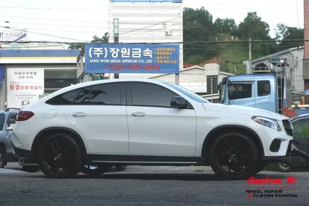 벤츠 GLE 쿠페 블랙유광 휠도색 + 캘리퍼도색 + 벤츠 코딩(애플카플레이적용) / 용인 처인구