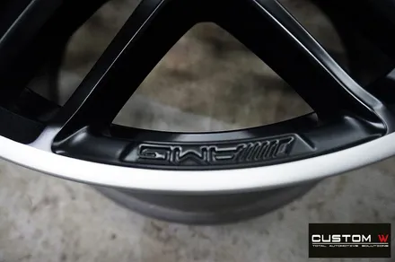 벤츠 GLE63 AMG 휠 상처 수리 후 무광블랙실버 투톤 휠 + 카본 세라믹 골드 캘리퍼 도색 / 용인 처인구