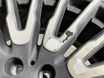 BMW G11 730d 휠 수리 불량 재작업 약품 박리 후 고스트 크롬 휠도색 + 블랙 캘리퍼 도색 / 용인 처인구