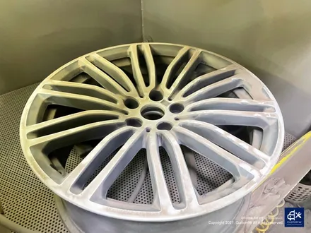 BMW G30 520d 664M 휠수리 후 블랙유광 휠도색 / 용인 처인구