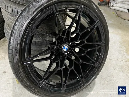BMW M4 컴페티션 826M 휠수리 후 블랙유광 휠도색 / 용인 처인구