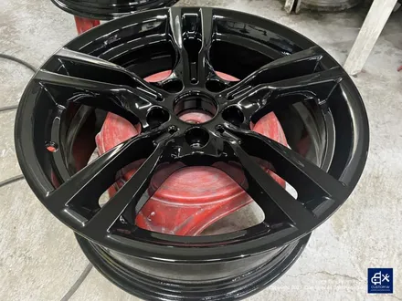 BMW F30 330i 박리 후 블랙유광 휠도색 / 용인 처인구