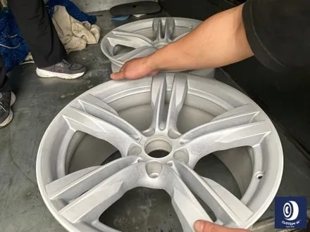 BMW F15 X5 30D 블랙 유광 휠도색 + 부식 제거 후, 캘리퍼 도색 허브 방청 코팅 작업까지_! / 용인 처인구