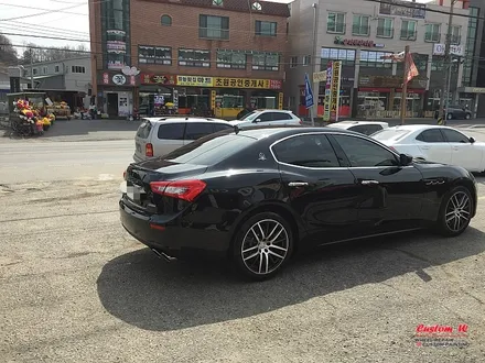 함께보는 마세라티 기블리 휠과 브라버스 18인치 다이아몬드컷팅 휠수리. / 용인 처인구