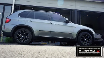BMW X5 휠 상처수리 후 블랙유광 휠도색. / 용인 처인구
