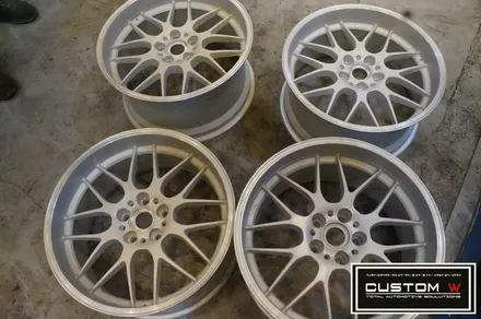BMW E92 M3 잘못된 휠수리도색이력 박리후, 블랙유광 휠도색 그리고 레드 캘리퍼도색 작업까지.! 커스텀W / 용인 처인구