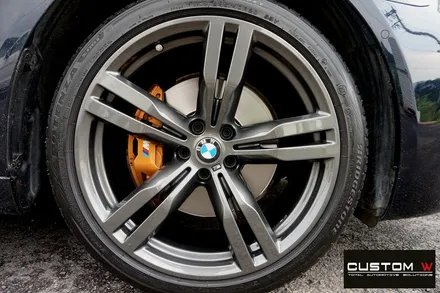 재방문 주신 고객. BMW G12 740LI 휠 상처 수리 후, 건메탈 휠복원 도색. / 용인 처인구