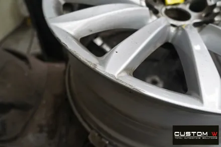 BMW G12 730Ld 휠 상처 수리 후 실버 휠복원 / 용인 처인구