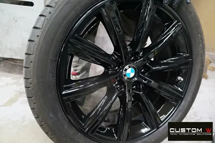 BMW G30 520i 휠 상처 수리 후 블랙유광 휠도색 / 용인 처인구