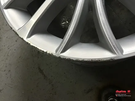결국 또 콜라보... BMW M5와 520D 럭셔리 1개씩의 휠수리(다이아몬드컷팅 휠복원) / 용인 처인구