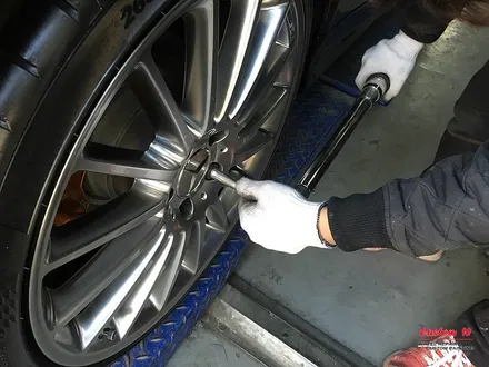 고스트크롬 휠도색 그리고 AMG 캘리퍼 처럼 캘리퍼도색- 벤츠 E클래스 쿠페. / 용인 처인구