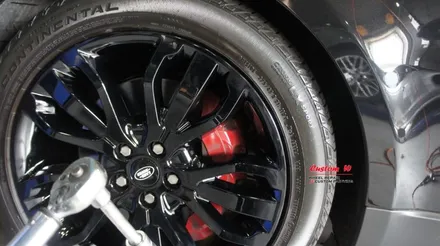 완벽한 블랙 바디를 위한 대형 SUV 강자 레인지로버스포츠 블랙유광 휠도색. / 용인 처인구