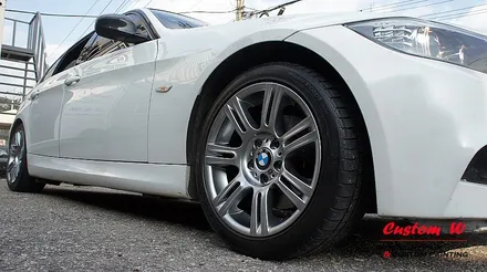 BMW E90 3시리즈 각기 다른 컬러 차량의 M팩 휠의 고스트크롬 휠도색. / 용인 처인구