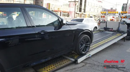 BMW X5 신차 고객분의 요청에 맞춘 휠도색과 M퍼포먼스브레이크 컬러로 캘리퍼도색. / 용인 처인구