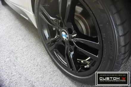 BMW F30 330i 휠 상처수리 후 블랙유광 휠도색. / 용인 처인구