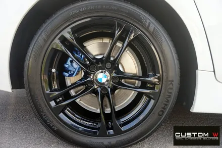 BMW F10 520D M 에어로 다이나믹 프로 에디션 휠 상처 수리, 블랙유광 휠도색 + 부식 녹 제거 후, 캘리퍼 도색. / 용인 처인구