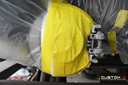 기존 고객님 BMW F30 320i 휠 상처 수리 후 블랙유광 휠도색 + 부식 제거 후 레드 캘리퍼 도색 / 용인 처인구