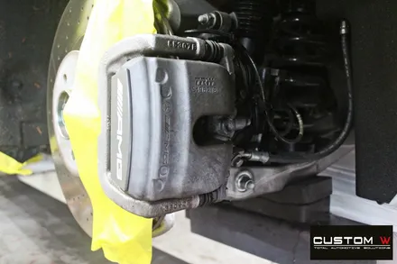 벤츠 GT43 AMG 블랙실버 유광 투톤 휠도색 + 카본 세라믹 골드 캘리퍼 도색 / 용인 처인구