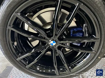 BMW G20 330e 잘못된 휠수리 이력 박리 후 블랙유광 휠도색 / 용인 처인구