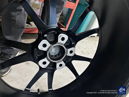포르쉐 718 박스터 GTS 휠수리 후 매트 블랙(JET BLACK) 휠도색 / 용인 처인구