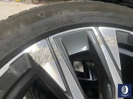 볼보 V90 CC (크로스 컨트리) 휠 상처 수리 후, 블랙 유광 휠도색_ / 용인 처인구