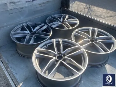 아우디 A7 50TFSI 20인치 다이아몬드 커팅 가공을 이용한 블랙 폴리시 커스텀 투톤 휠도색 + 심각한 부식 제거 후, 카본 세라믹 골드(오렌지 골드) 캘리퍼 도색 작업까지_! / 용인 처인구