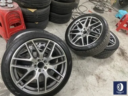 벤츠 GLE63 AMG 휠 도색 불량 재작업 약품 박리 제거 후, 사틴 블랙 + 실버 투톤 휠도색 + 레드 캘리퍼 도색 / 용인 처인구