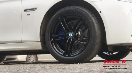 블랙 휠도색과 블루 캘리퍼도색 조합으로 BMW 520D M 에어로 다이나믹프로를 더 새롭게 변화시키다. / 용인 처인구