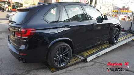 BMW X5 신차 고객분의 요청에 맞춘 휠도색과 M퍼포먼스브레이크 컬러로 캘리퍼도색. / 용인 처인구