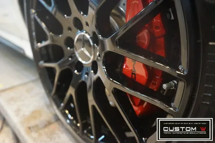 벤츠 A45 AMG 레드 캘리퍼도색, 블랙유광 휠도색. / 용인 처인구